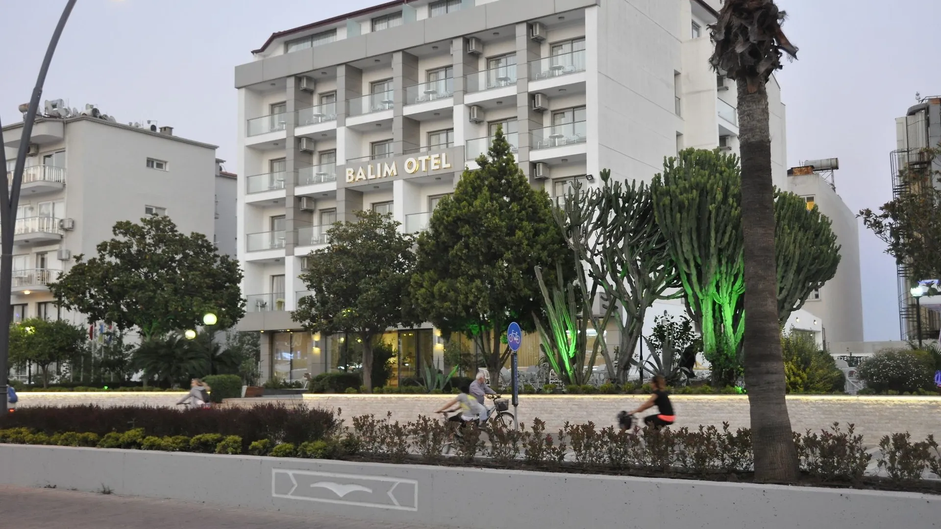 Balim Hotel 马尔马里斯